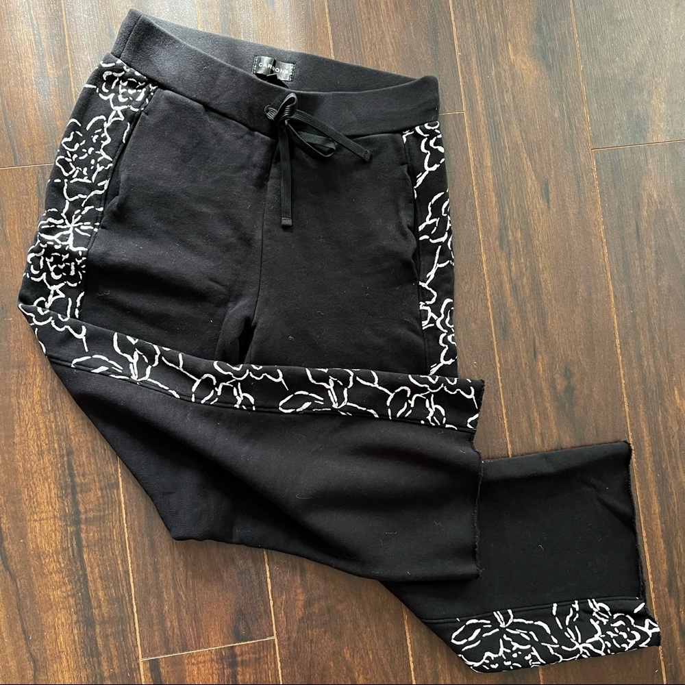 New Carbon 38 flare leg black and silver sweatpants XS